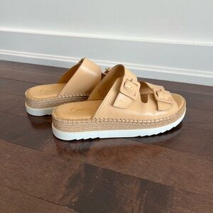 L'INTERVALLE Leather Platform Sandals